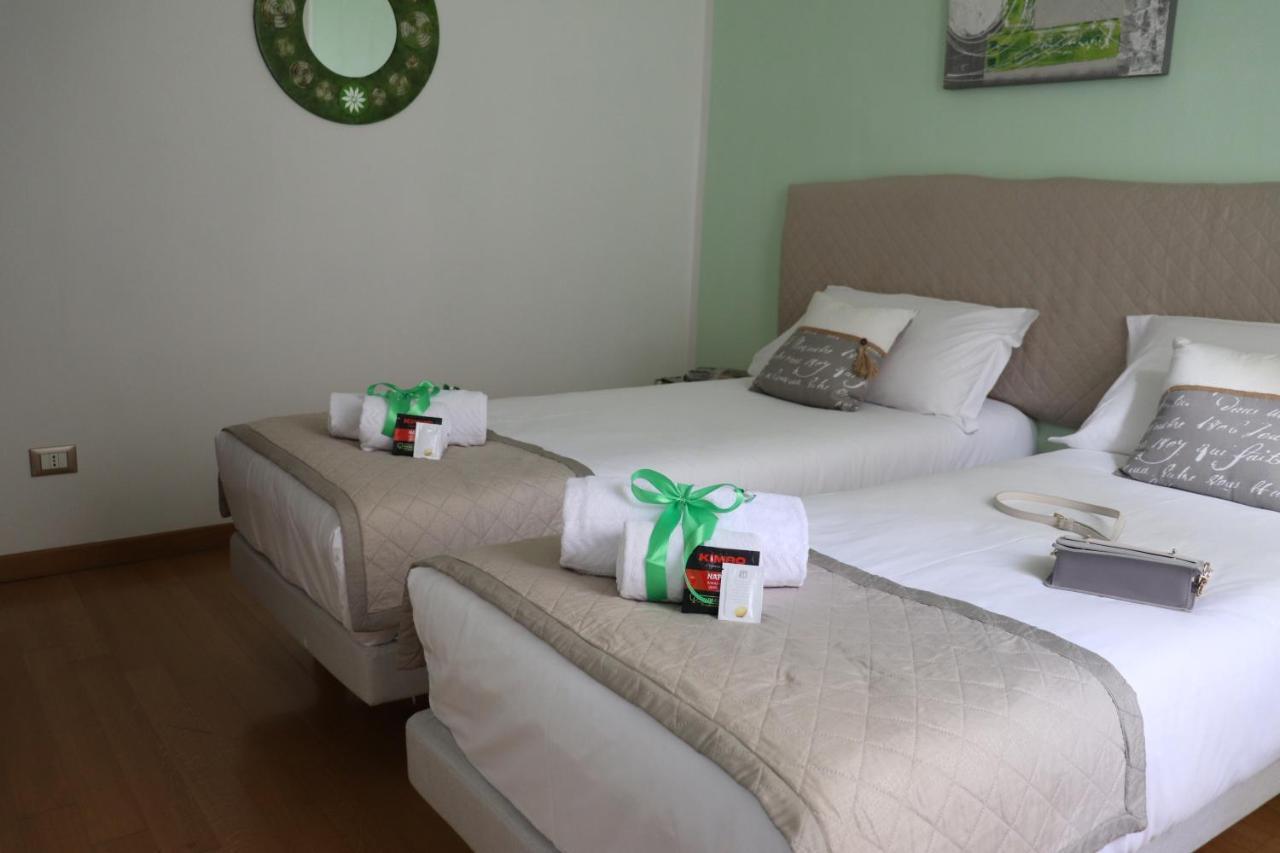רומא B&B Gaudium Colosseo מראה חיצוני תמונה