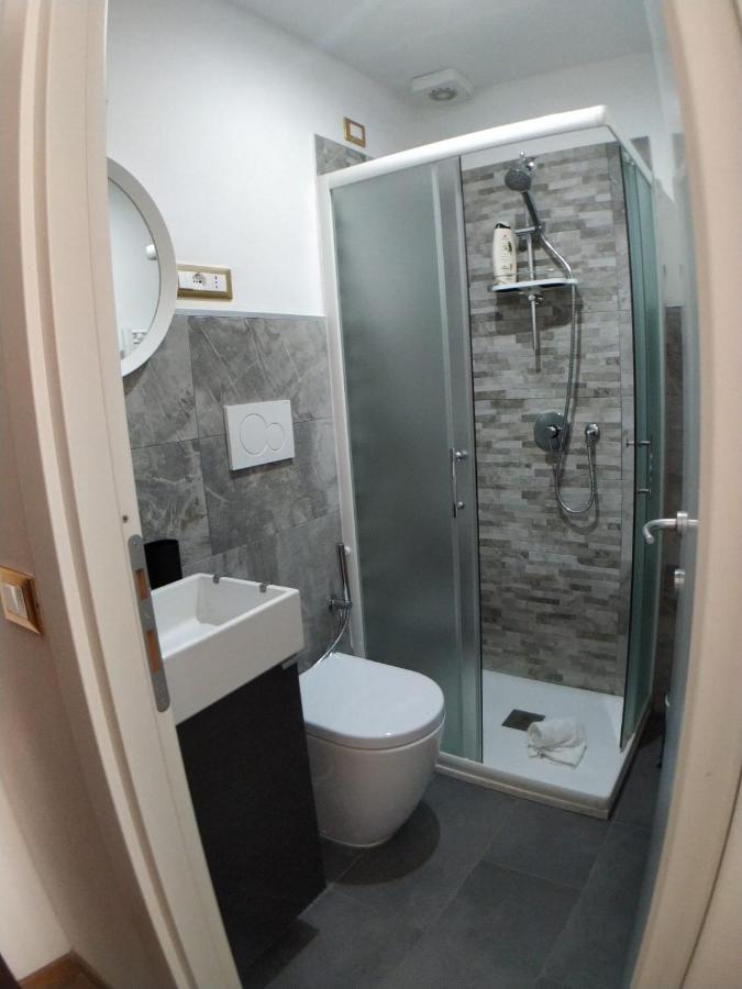 רומא B&B Gaudium Colosseo מראה חיצוני תמונה